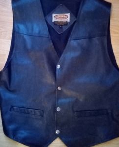 Paragraff clothing co black leather vest